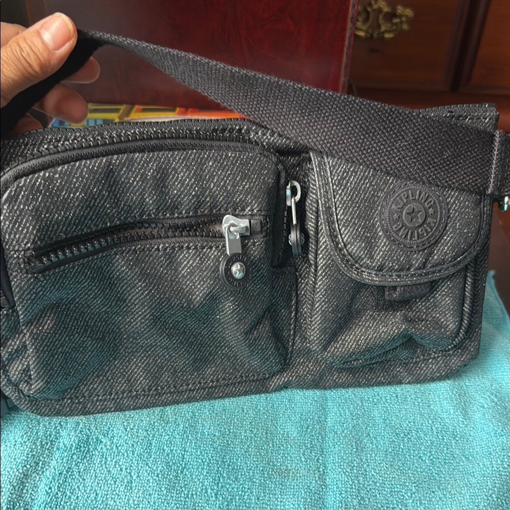 Kipling Black Crossbody Bag - Picture 4 of 6
